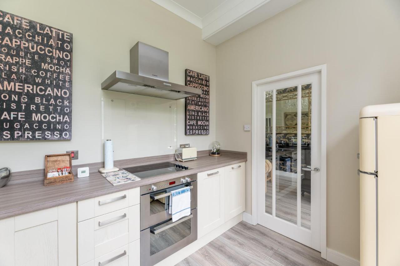 Spacious Apt In The Heart Of York I Pass The Keys Exterior photo